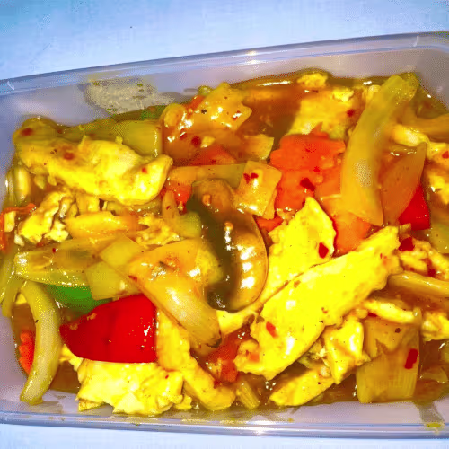 Hühnerfleisch mit Curry (scharf)