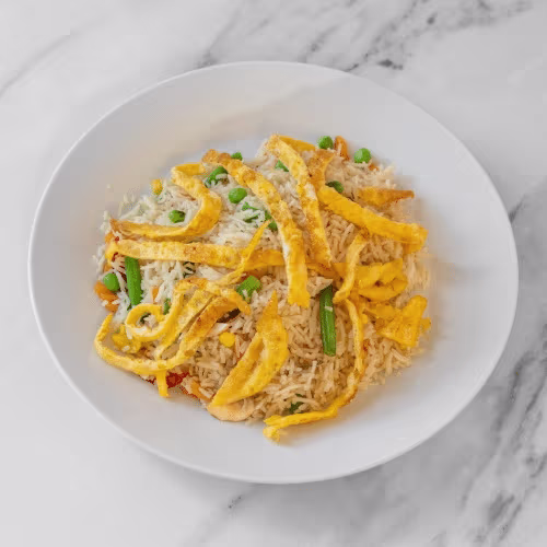 Gebratener Reis mit Ei und Gemüse (vegetarisch)