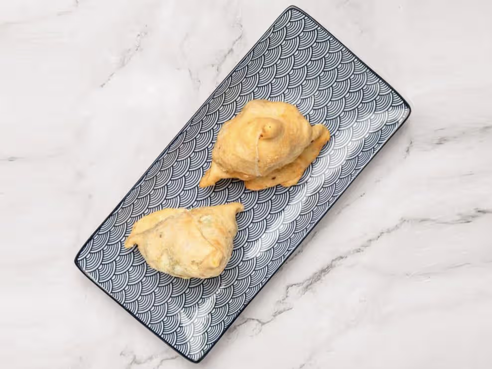 Samosa (2 Stück, vegetarisch)