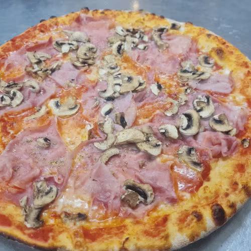 Pizza Prosciutto Funghi