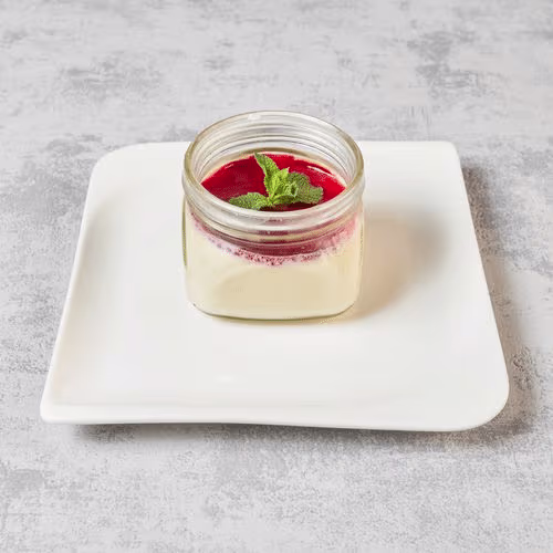 Panna Cotta (vegan) mit Himbeersauce