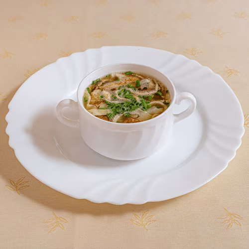 Hühnerbouillon mit Fritatten