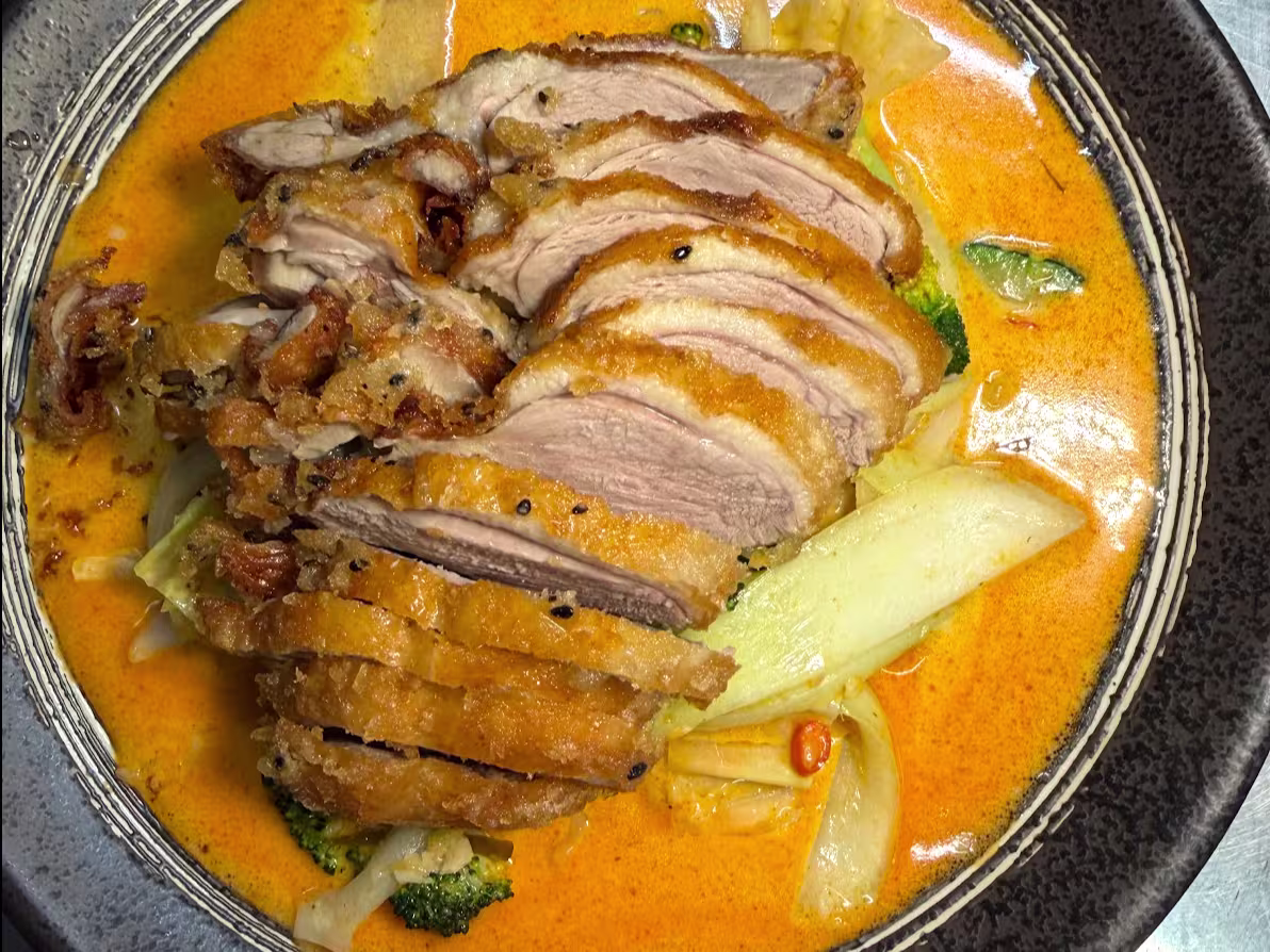 C2. Thaicurry mit Entenbrust (scharf)