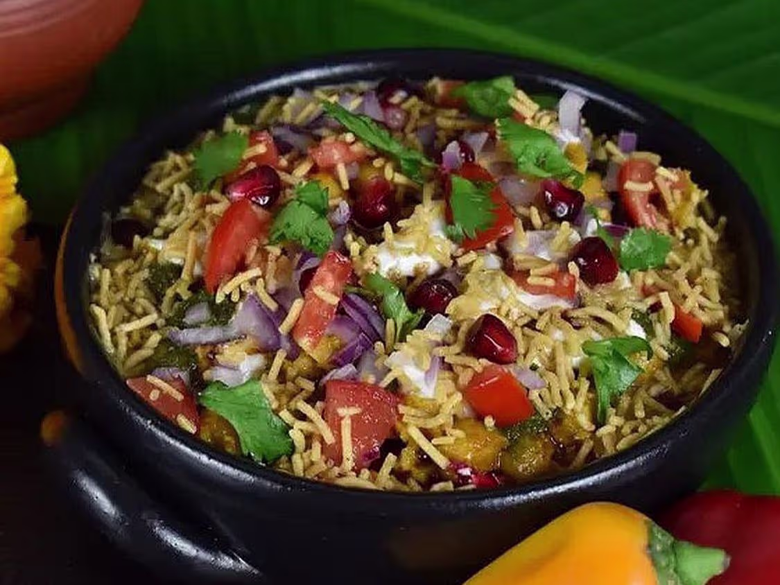 Samosa Chaat (Vegan)