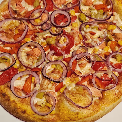 Style Spicy Chicken Sizzler Pizza