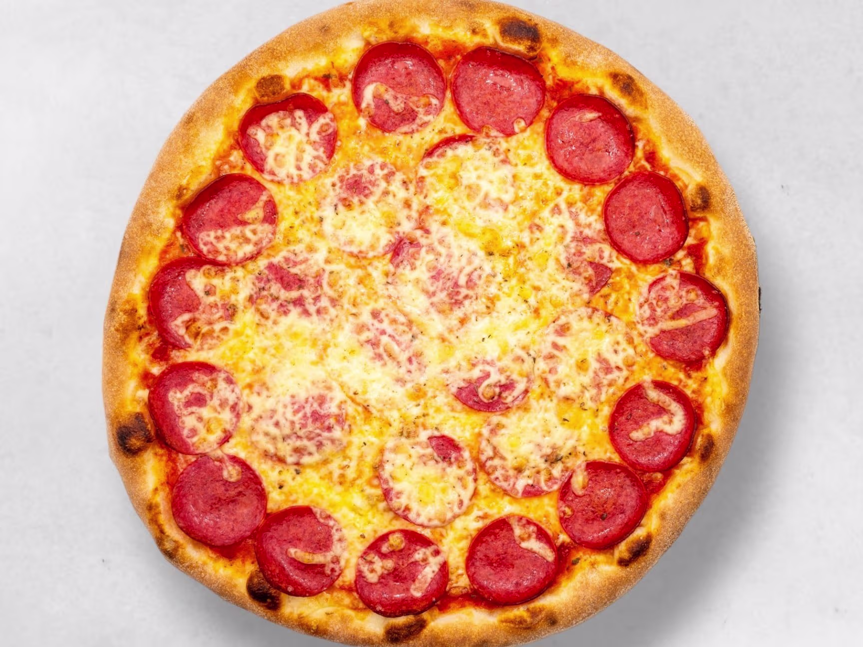 Solo-Pizza Salami