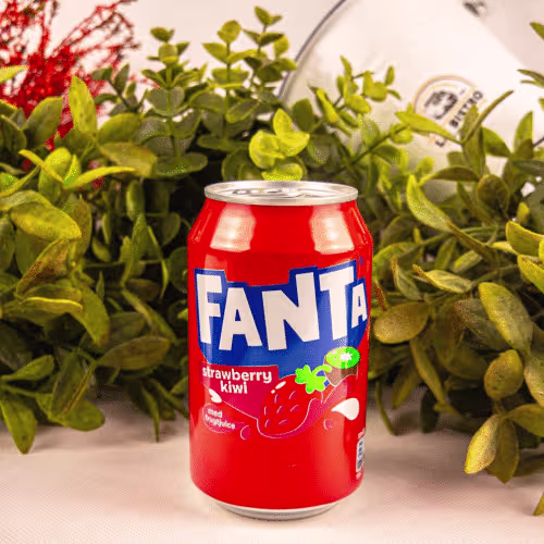 Fanta Strawberry & Kiwi