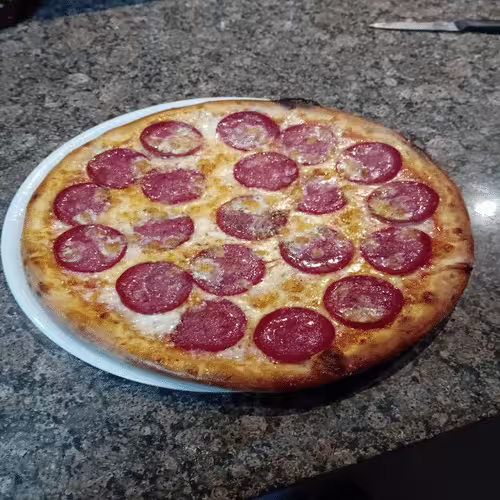 Pizza al Salami
