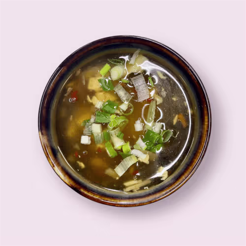 Pikante Sauer-Scharf-Suppe