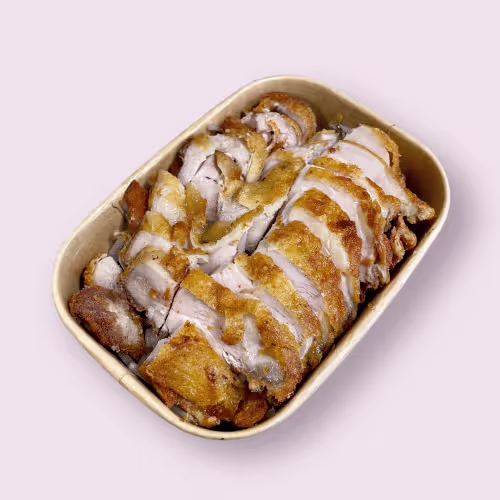 Gegrillte Hühnerkeule mit Sojasprossen und Knoblauchsauce