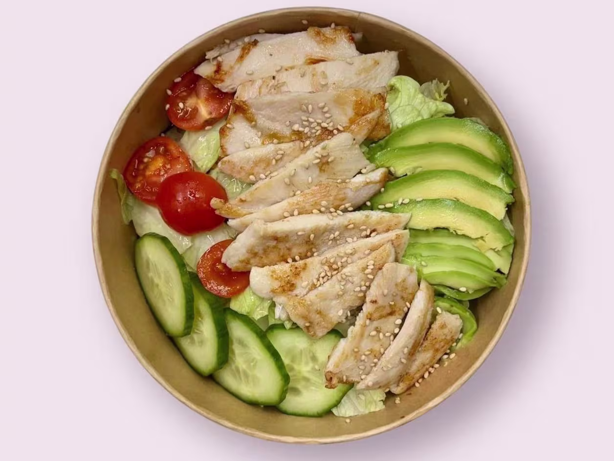 Chicken Avocado Salat