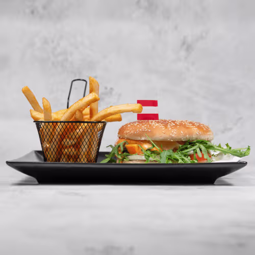 Hawaii Burger mit Pommes frites