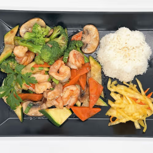 Wok mit Wok-Gemüse und Shrimps