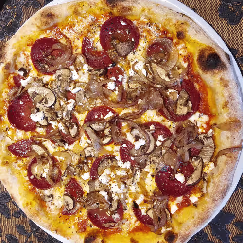 Sucuk Pizza