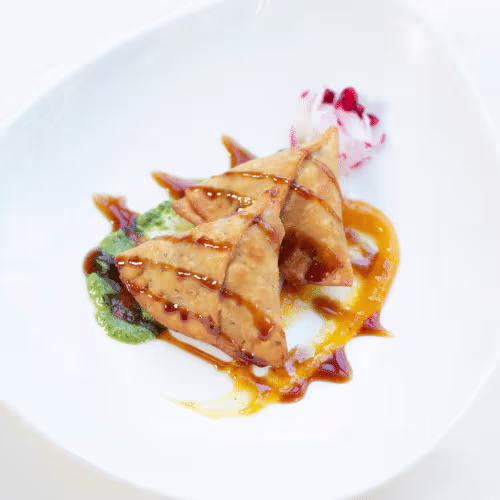 Golden Mini Samosa (vegan)