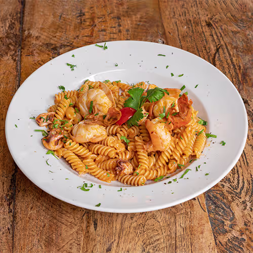 Fusilli con Calamari e Gamberetti