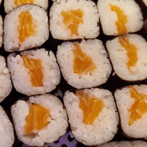 Lachs Maki (18 (Stück)