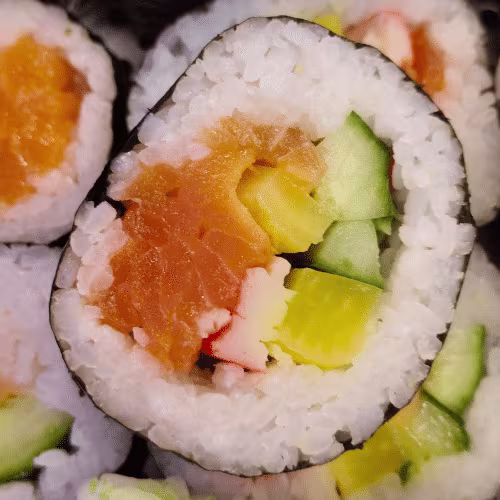 Futo Maki (10 Stück)