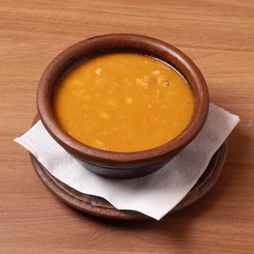 Bohnensuppe mit Fladenbrot