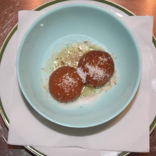 Gulab Jamun (2 Stück)