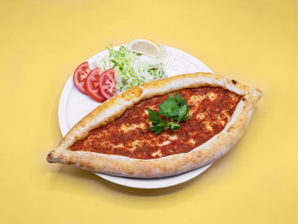 Pide mit Faschiertem