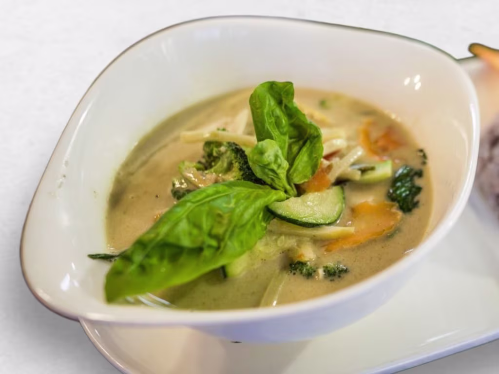 Vegan Green Curry-Pomegranate Quinoa