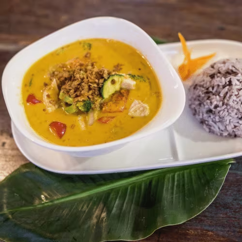 Massaman Curry - Erdnusscurry (pikant)