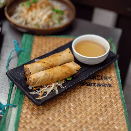 Knusprige Rolle mit Tofu und Gemüse