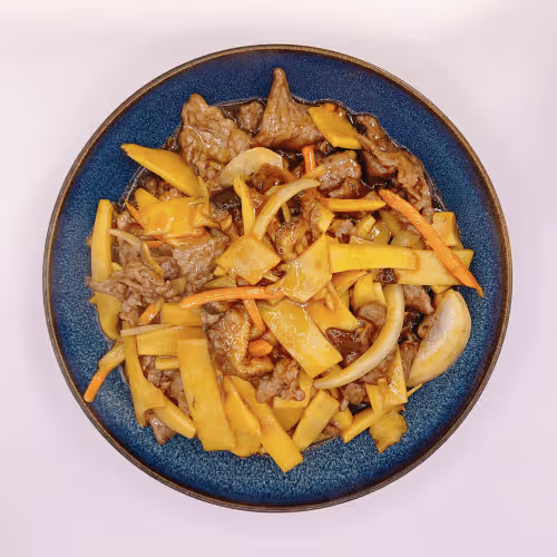 Rind mit bambus u pilz