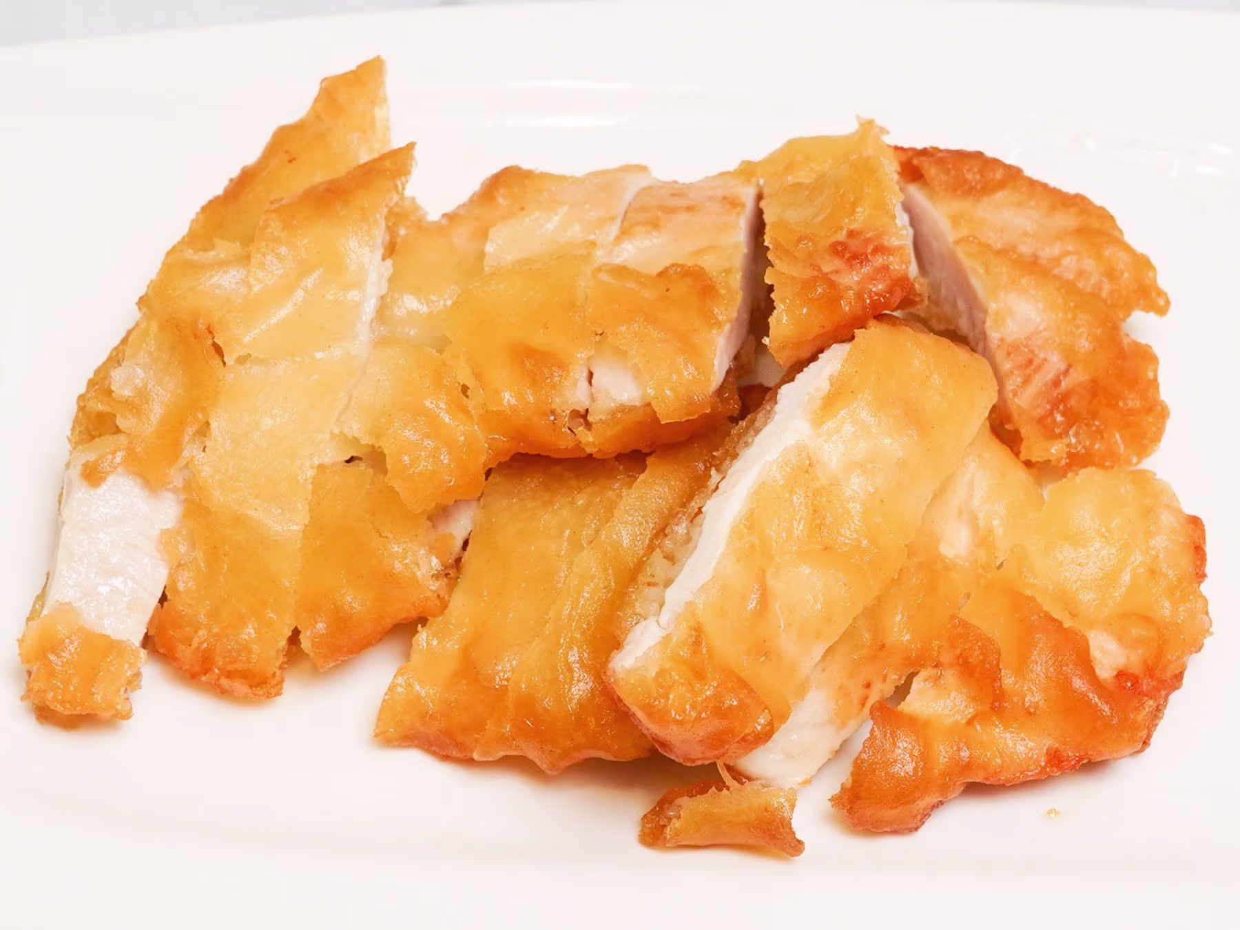 Knuspriges Huhn mit Gemüse und Nudeln