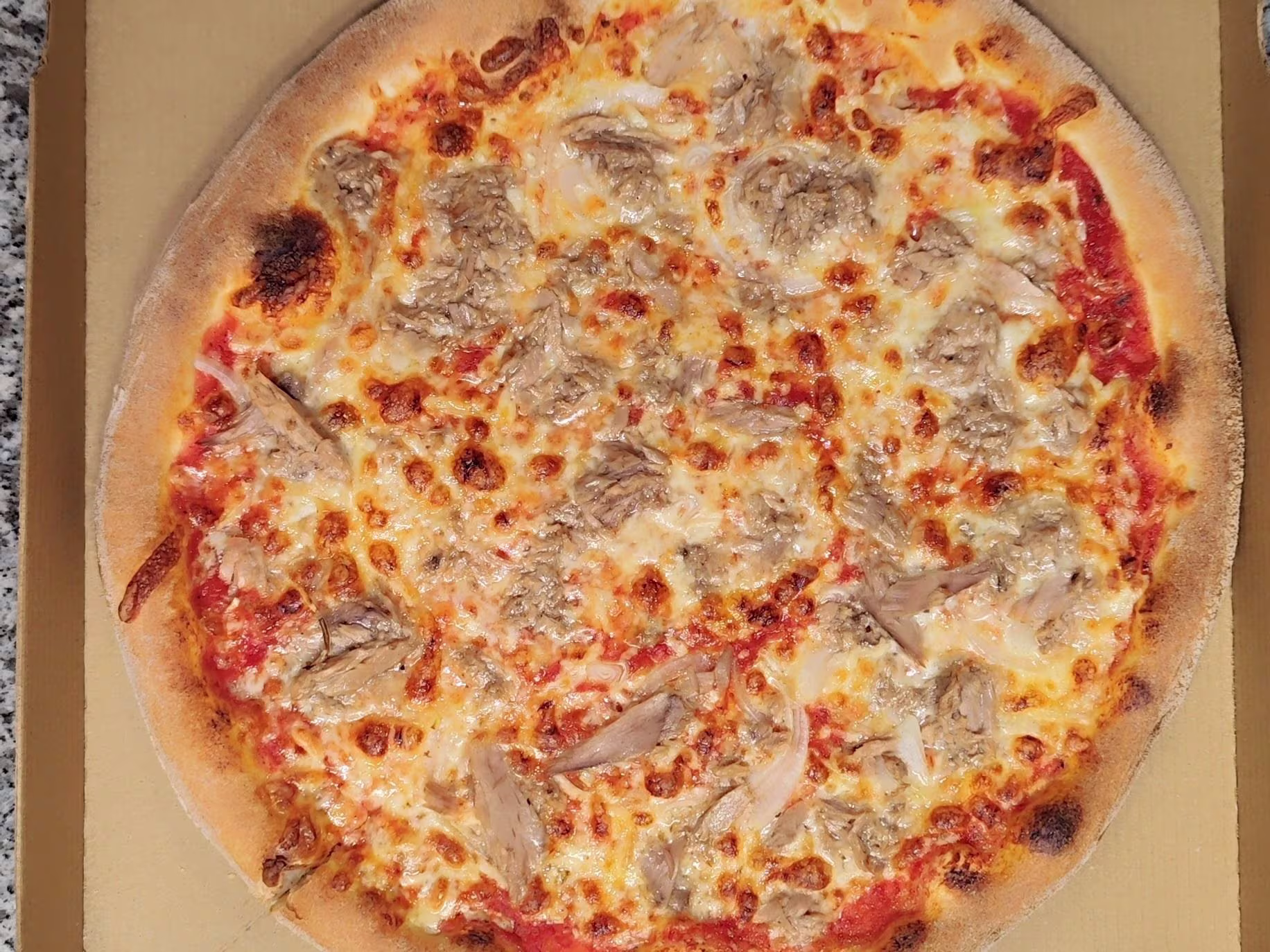 Pizza Al Tonno