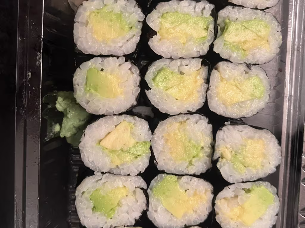 Avocado Maki (12 Stück)
