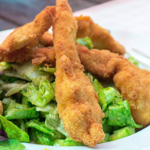 Steirischer Backhendl Salat