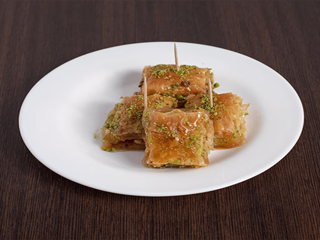 Baklava (4 Stück)