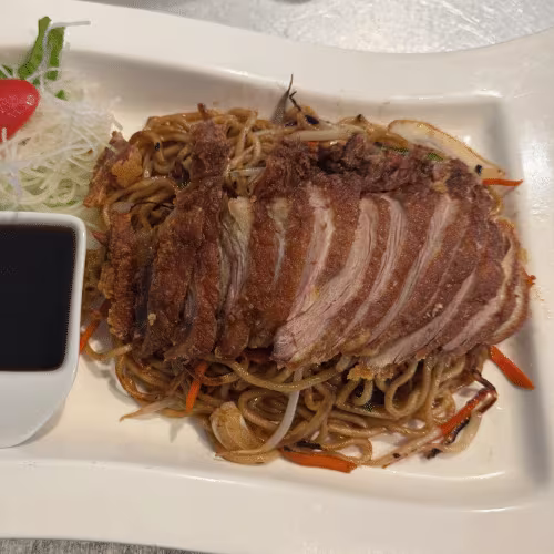 Crispy Duck Noodles Menü