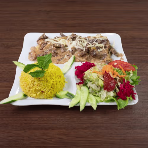 Beef Stroganoff-Teller