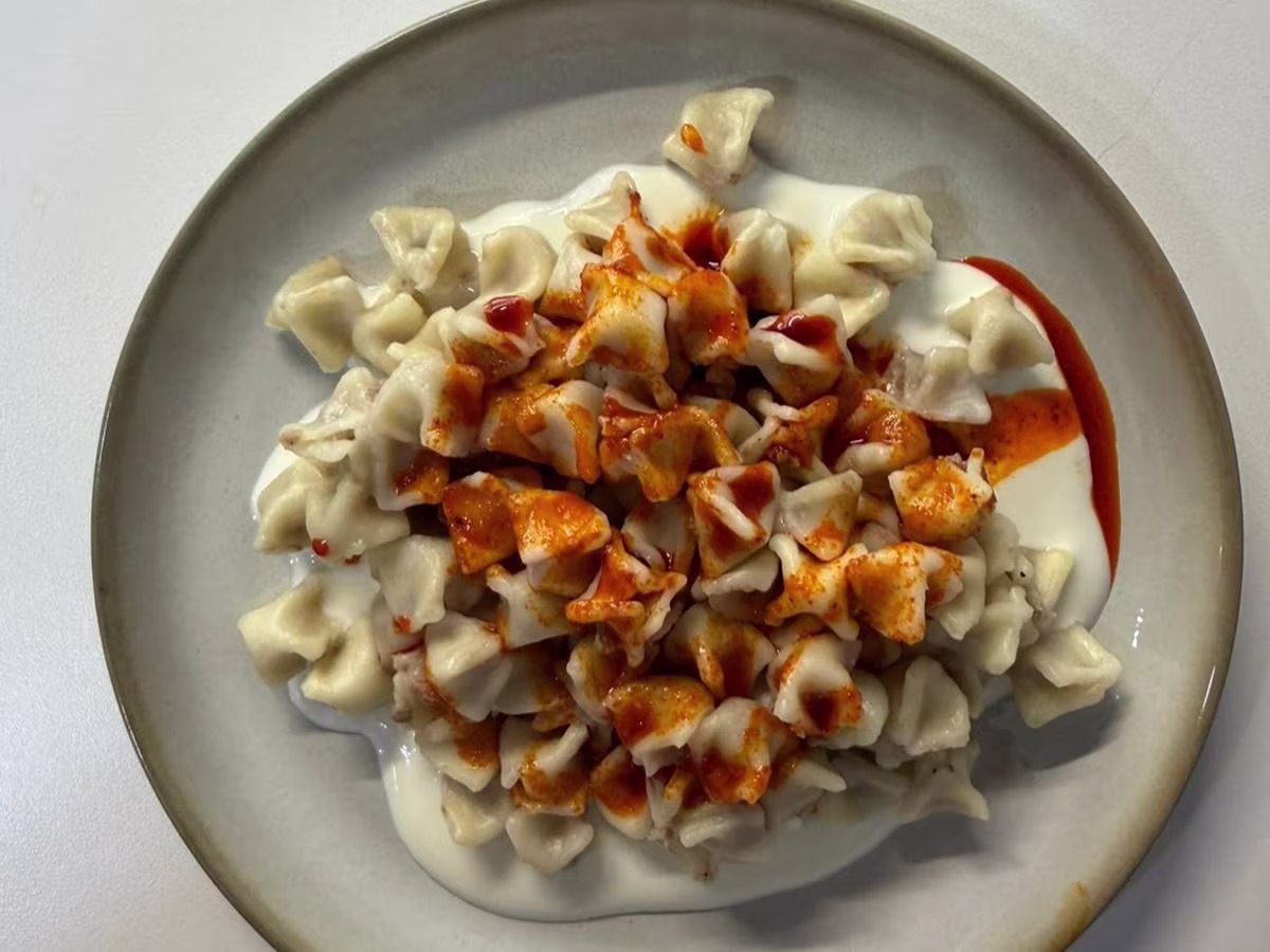 Türkische Manti mit Rindfleisch