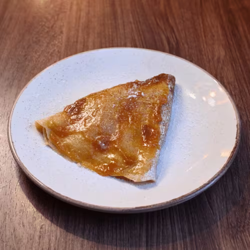Palatschinken Marillenmarmelade