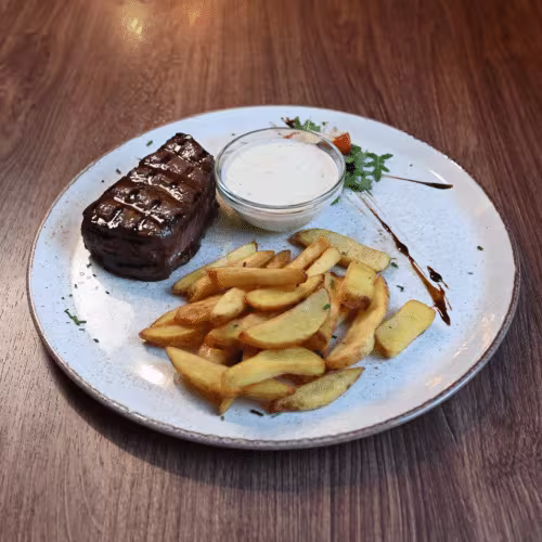 Rindersteak Käsesauce