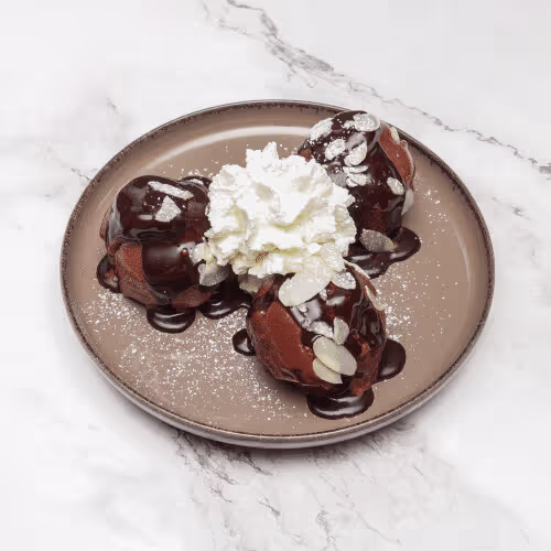 Profiteroles