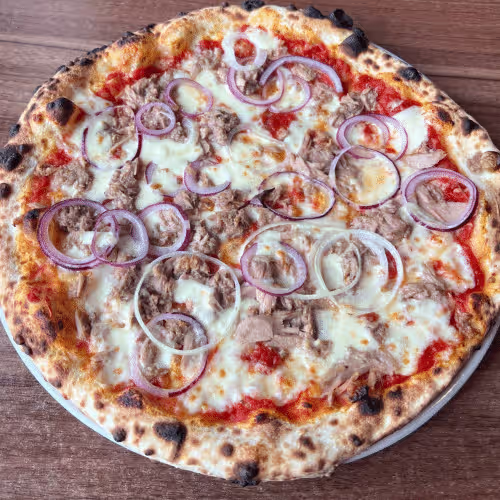 Pizza Tonno