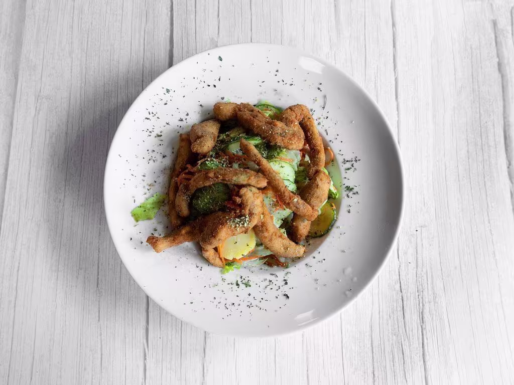 Backhendl Salat