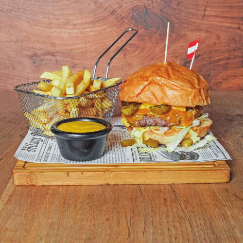 Chili Cheeseburger (scharf)