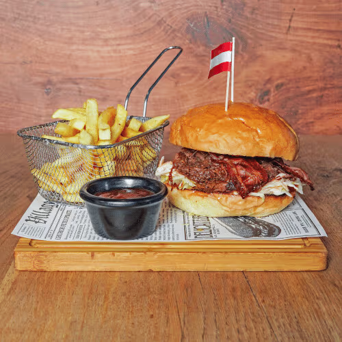 Pulled Beef Burger
