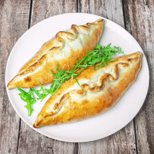 Gefüllte Pizzastangerl Margherita