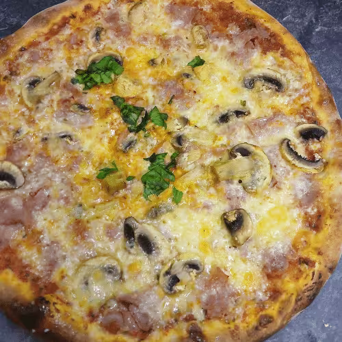 Partner-Pizza Prosciutto Funghi