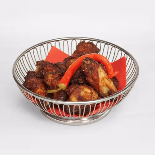 Chicken Wings im Körbchen
