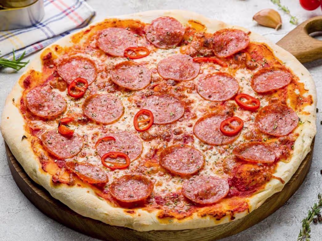 Pizza Salami 50cm