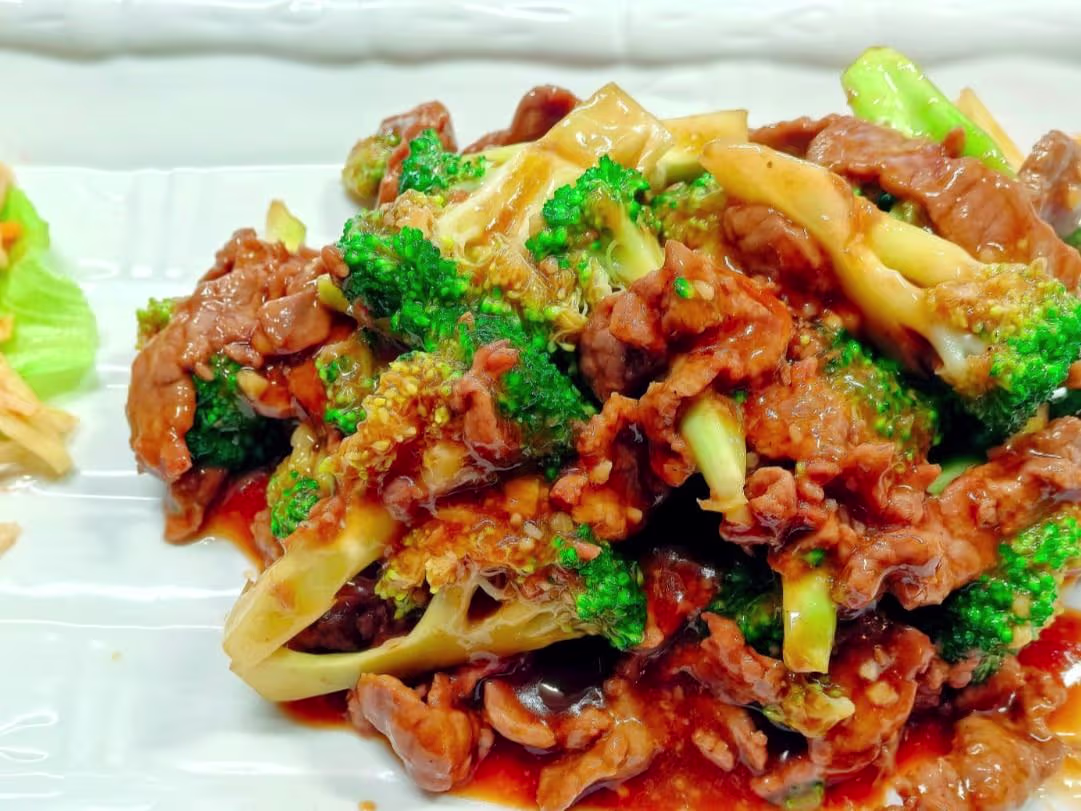 Rindfleisch mit Broccoli