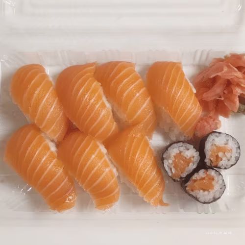 Lachs Sushi (klein)
